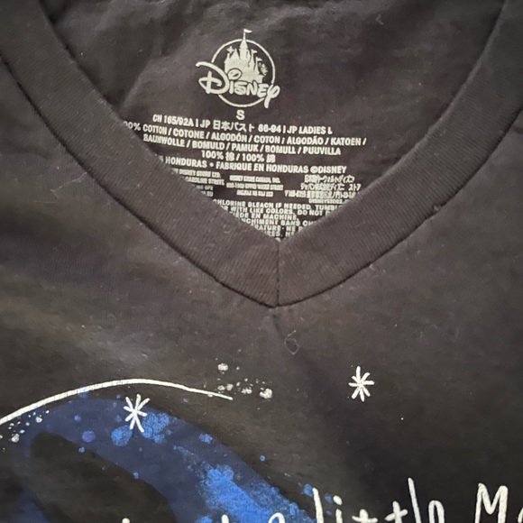 lWalt Disney “Fantasia” Ladies Small V-Neck T-Shirt: Disneyana: Mickey Mouse - Picture 3 of 3